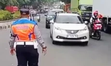 Dishub Cimahi Berlakukan Pembatasan Jam Truk di Bundaran Leuwigajah 