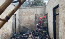 Dua Rumah di Tamansari Kota Tasikmalaya Ludes Terbakar, Diduga Korsleting Listrik
