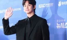 Kim Soo Hyun akan Kembali ke Acara TV Korea Usai 18 Bulan Hiatus Terlibat Kontroversi