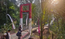Baru Diresmikan, Bupati Pangandaran Jadi Korban Robohnya Jembatan Gantung