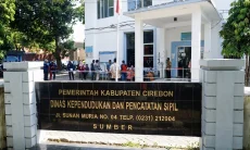 Warga Keluhkan Sulit Cetak Ulang Akta Kelahiran, Dugaan Percaloan Disdukcapil Disorot