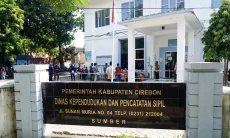 Nelangsa Warga Sulit Cetak Ulang Akta