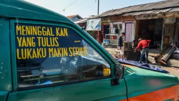 Dua Puluh Enam Tahun Berakhir di Gerobak