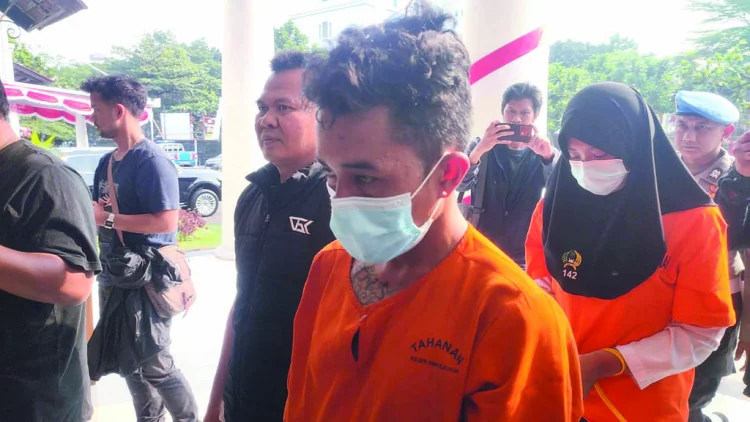 Sejenak Merampas, Bertahun-tahun Hilang Kebebasan