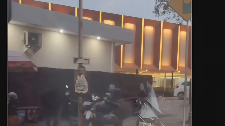 Viral Six Nine Padel Bandung Terlihat Beroperasi Usai Disegel