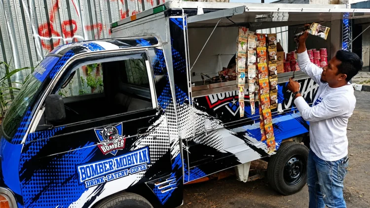 Mobivan Bomber KBB, Inovasi Bobotoh Persib yang Dongkrak UMKM dan Ekonomi Anggota