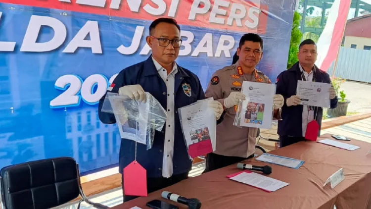 Polda Jabar Tangkap Komplotan Penyebar Narasi Provokatif yang Seret Presiden