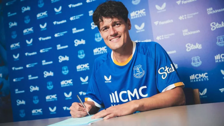 Demi Karier Hengkang ke Everton