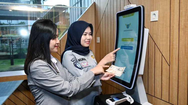 Bapenda Jabar Hadirkan KiosK Samsat, Bayar Pajak Kendaraan Cukup Scan Wajah