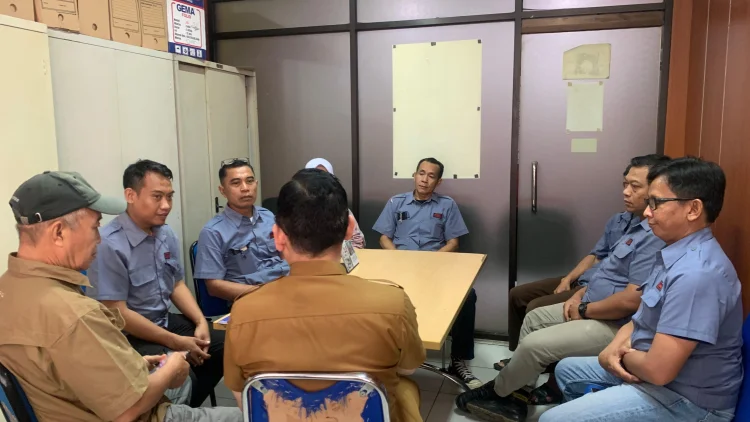 32 Tahun Mengabdi, Ujang Kecewa Terkena PHK PT Namnam