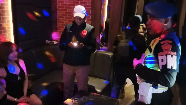 Razia Tempat Hiburan Malam di Bandung, Polisi Temukan 3 Orang Positif Obat Keras