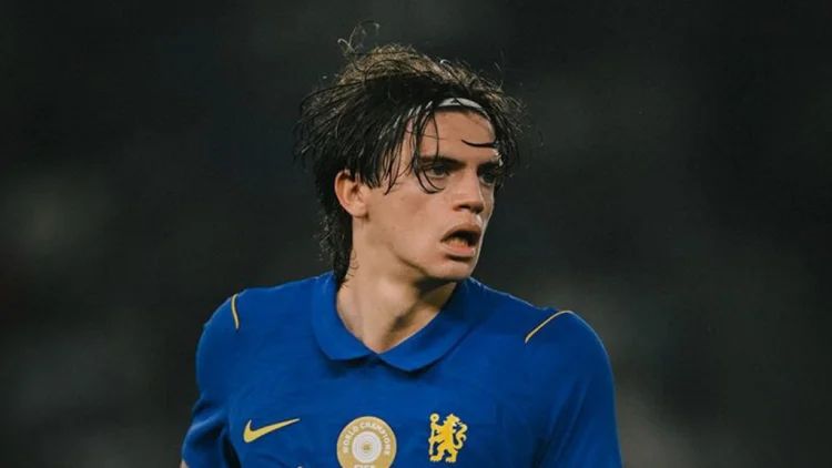Marco Palestra si Pemain Serba Bisa