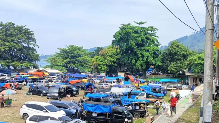 Parkir ‘Someah’ di Kawasan Wisata Sukabumi