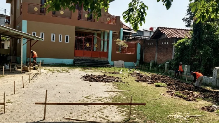 Anggaran Rp782 Juta untuk Revitalisasi TK Darussalam Cirebon Disorot