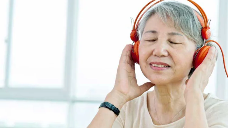Bukan Sekadar Hiburan, Musik Kini Bisa Meredakan Nyeri dan Membantu Pemulihan Stroke