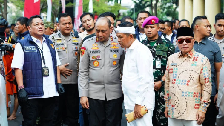 Menjaga Jalan, Merawat Rasa Aman Warga Bandung