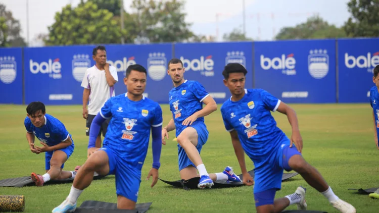 Punya 30 Tahun, Pelan-pelan Benahi Fasilitas