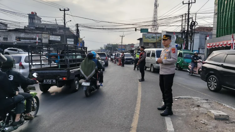 Polda Jabar Kerahkan Personel di Titik Rawan Macet, Warga Diminta Tertib Berkendara