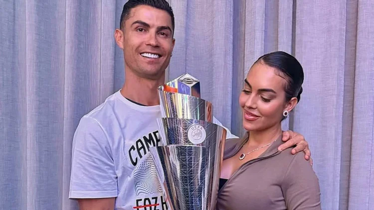 ISHowSpeed Hadiri Pernikahan Cristiano Ronaldo dan Georgina: CR7 Memasangkan Cincin