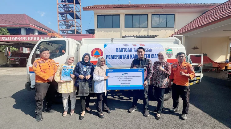 BRI Ciamis Salurkan Bantuan Air Bersih untuk Warga Terdampak Kekeringan