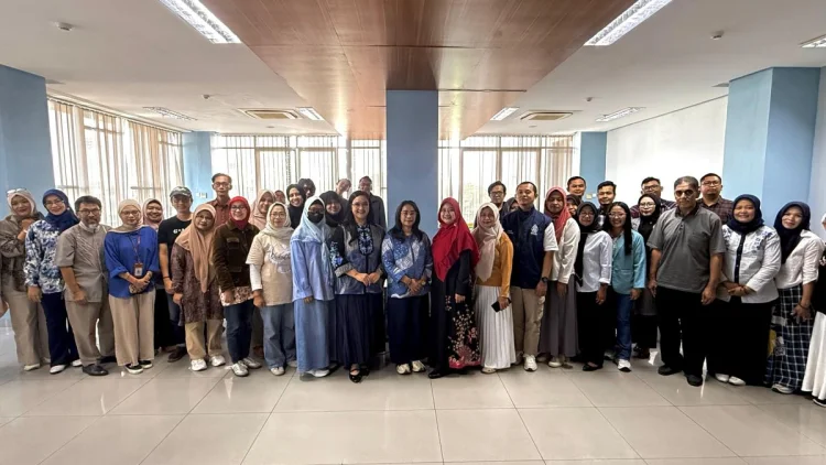 Pacu Ekonomi Halal, Sekolah Vokasi Gandeng Industri