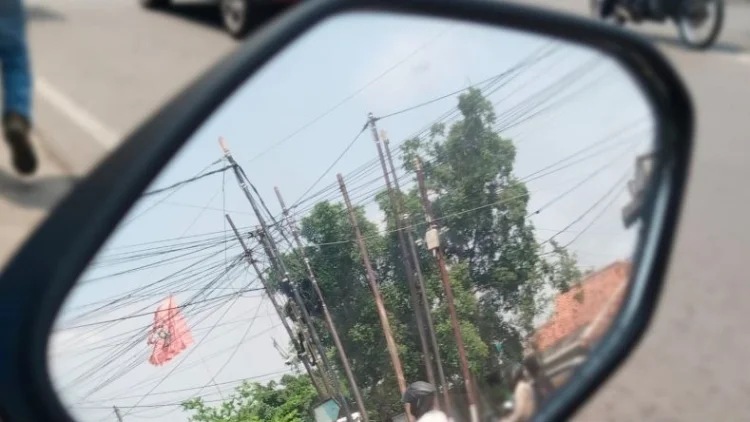 Pemkab Karawang Tertibkan Kabel Udara di 5 Ruas Jalan, Dipindah ke Bawah Tanah