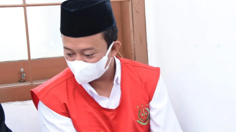 MA Tolak Kasasi Herry: Menanti Vonis Mati