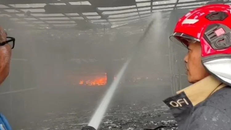 Gudang Eks Pabrik Tekstil PT Unitex di Bogor Terbakar, Penyebab Masih Diselidiki