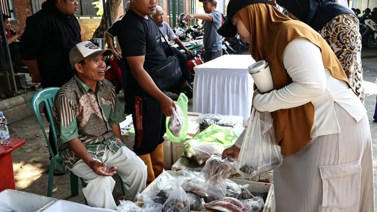DKPP Dorong Konsumsi Ikan, Perkuat Gizi dan Pasar Produk Lokal