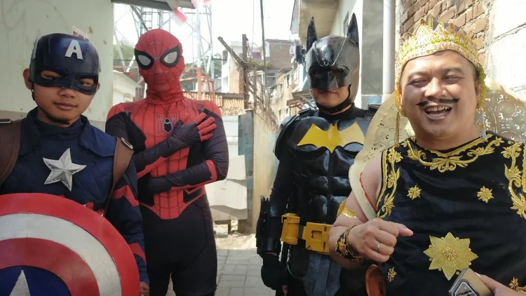 Di Pasirkaliki Cimahi, Sejumlah Superhero Meriahkan HUT ke-81 RI