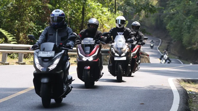 DAM Ajak Jurnalis Tunggangi Matik Premium Honda