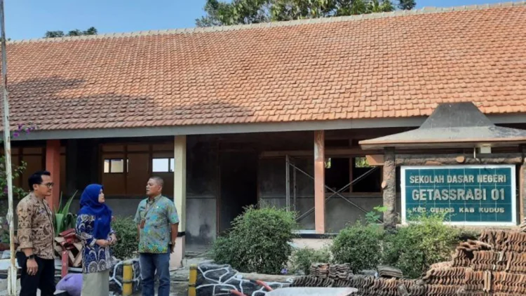 Ruang Kelas Kembali Layak