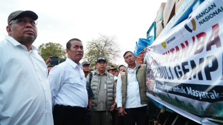 Mentan Amran Pastikan Stok Beras untuk Pengungsi Gempa NTT Cukup hingga Satu Tahun
