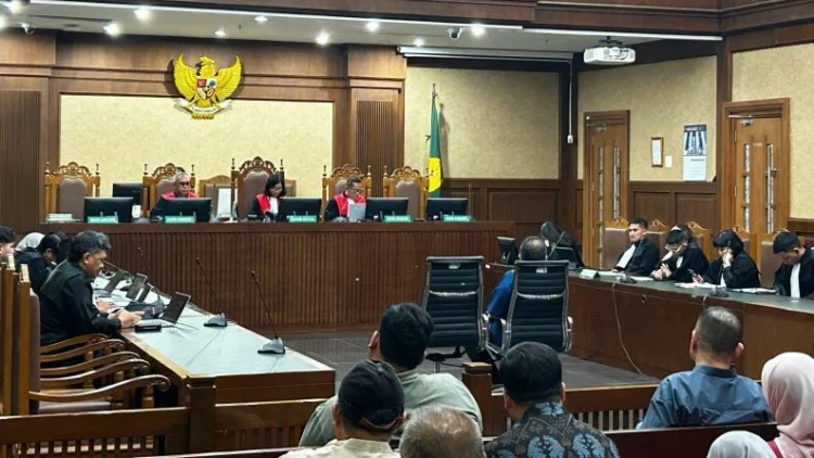 Mantan Dirut PGN Hendi Prio Santoso Divonis 4 Tahun Penjara