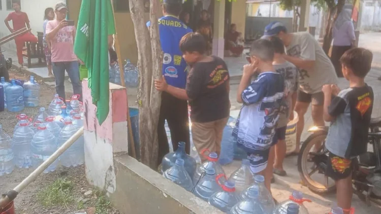 Ibu Kota Kab Bogor Kekeringan, Muhammadiyah Cibinong Salurkan Bantuan Air Bersih