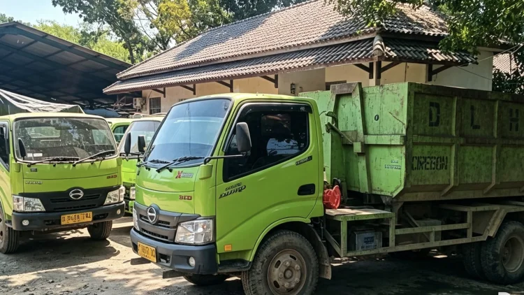 DLH Kabupaten Cirebon Digitalisasi Angkutan Sampah, Armada Dipantau Realtime