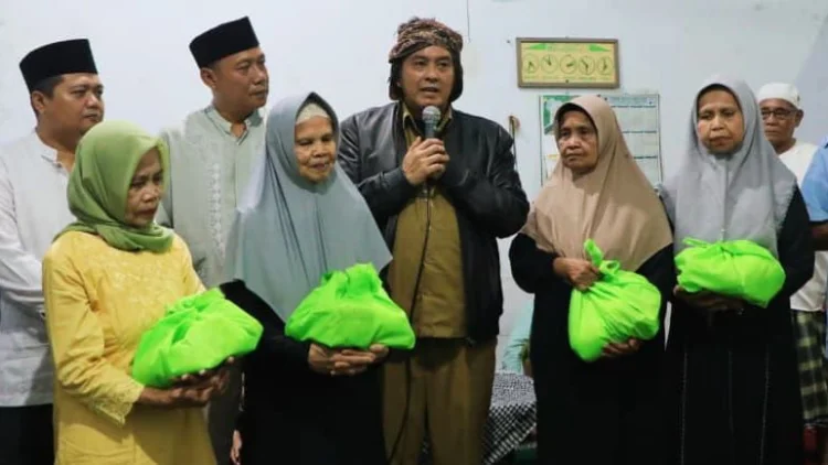 Diky Candra Rajin Hadiri Acara Warga, Bantuan Legislator Ikut Mengalir