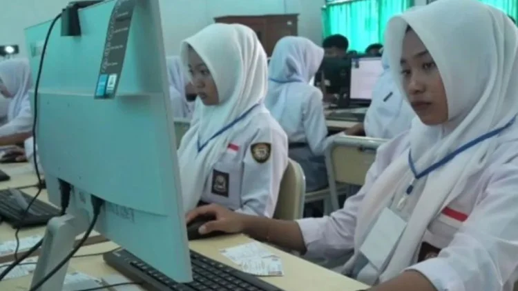 Dari SMK Menuju Dunia