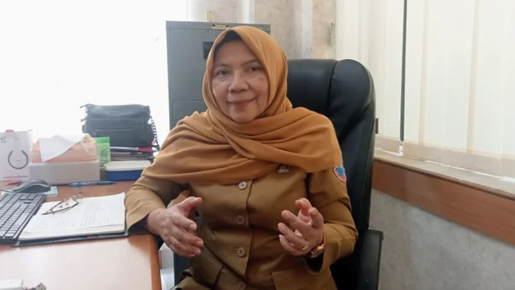 Seragam dan Ruang Pilihan Orang Tua