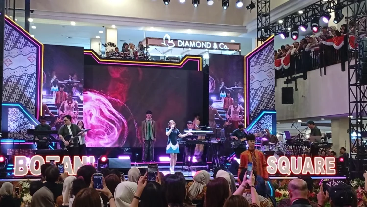 Rossa Guncang Bogor, Ribuan Penonton Padati Puncak 20 Tahun Botani Square