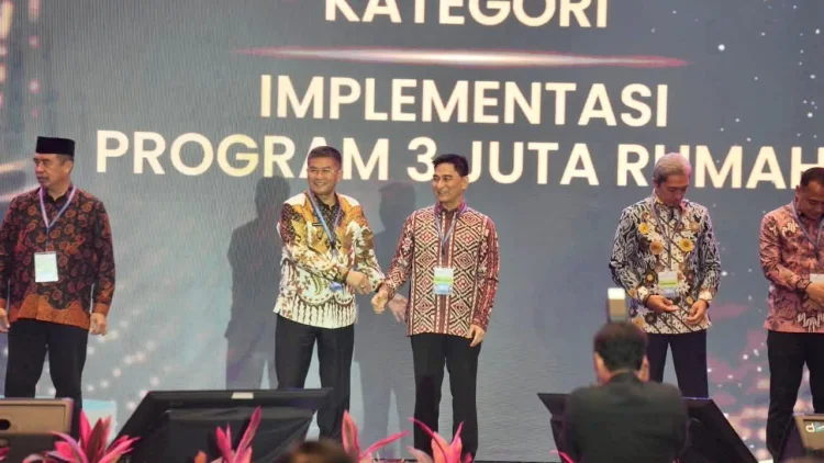 Jabar Juara Program 3 Juta Rumah, 300 Unit Dapat Bantuan Bedah Rumah