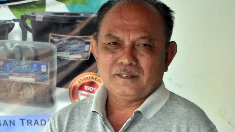 Kisah Carsim Bangun Tape Ketan Pamella hingga Jadi Ikon Oleh-Oleh Kuningan