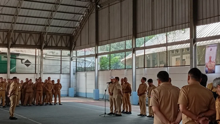 Rumah-rumah Rapuh Menanti Sentuhan Asa