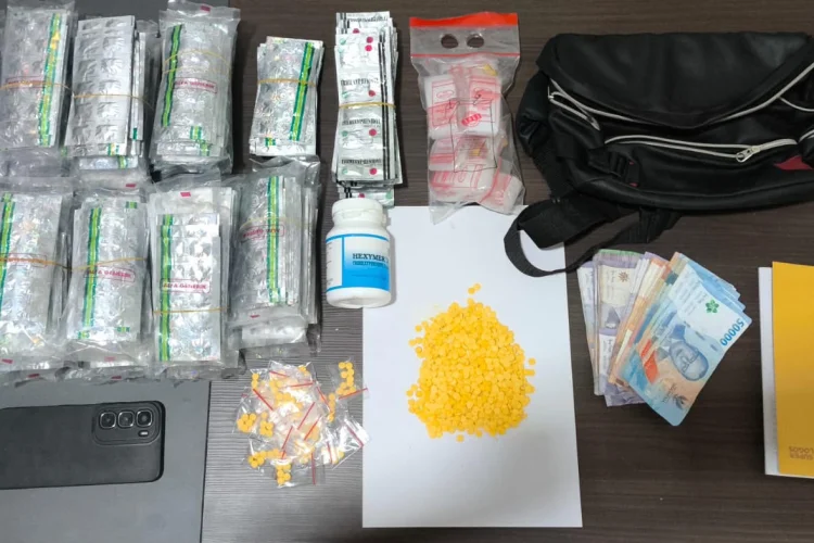 Polda Jabar Gulung 1.245 Tersangka Narkoba dan Miras, Jutaan Obat Keras Dimusnahkan