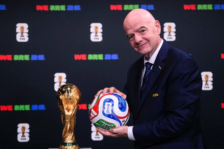 Masa Depan Gianni Infantino di FIFA Terancam Usai Buat Proposal Penjualan Saham