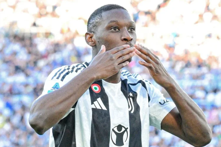 Kolo Muani Sah Milik Bianconeri