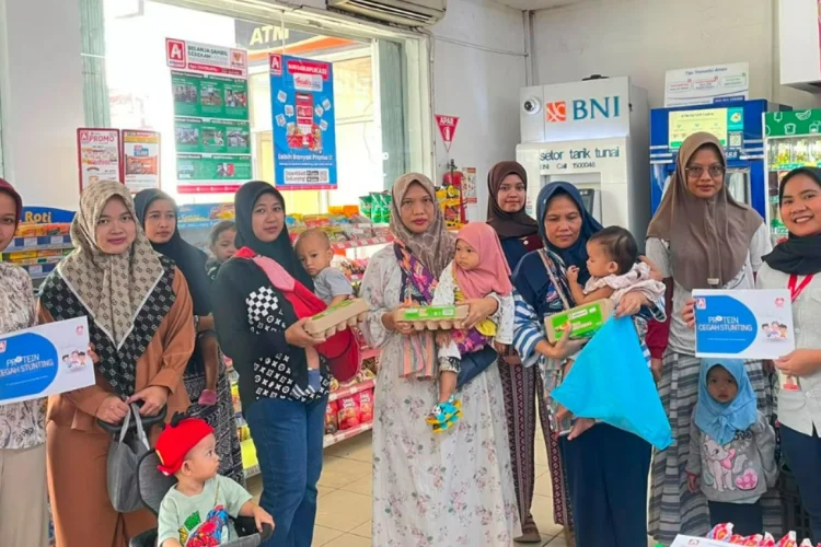 Alfamidi Salurkan 6.000 Telur untuk Cegah Stunting, Bantu 50 Balita di Bekasi