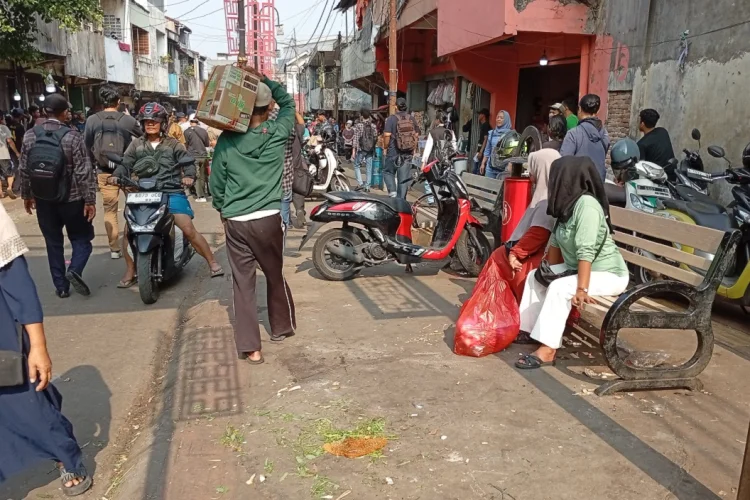 Minim SDM, PKL Kembali ke Kawasan Lawang Saketeng, Pedati dan Suryakencana