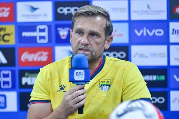 Persib Vs Persija Berjalan Fair Play, Dua Pelatih Tunjukkan Sportivitas