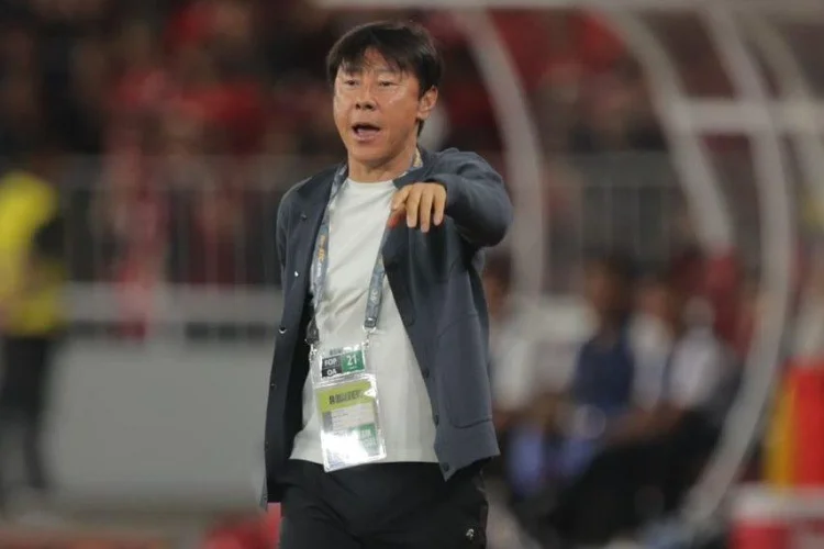 Shin Tae-yong Tetap Sportif Usai Persija Kalah dari Persib, Singgung Suporter